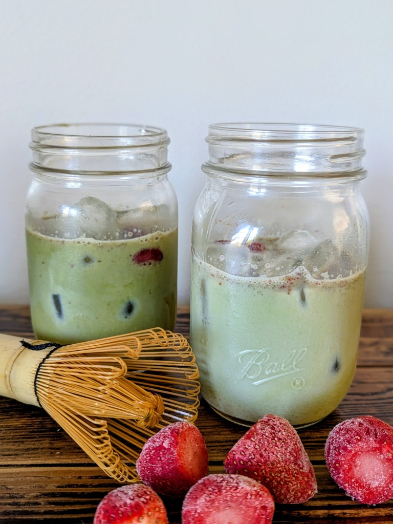 Homemade strawberry matchas with powdered matcha 