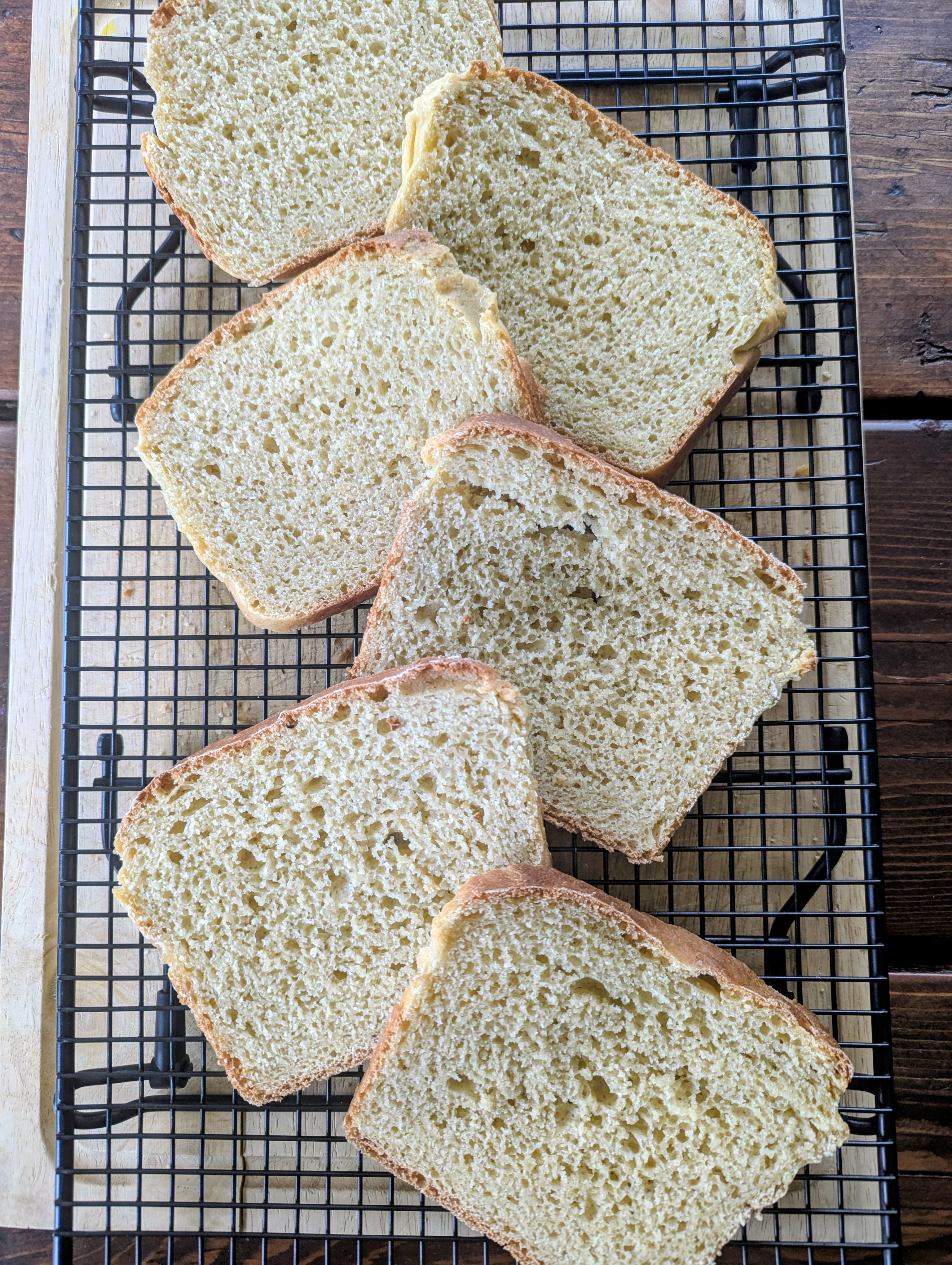 Einkorn Sandwich Bread (Soft & Fluffy)